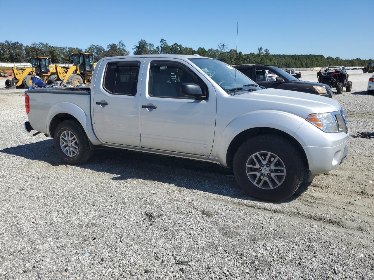 2015 NISSAN Frontier
