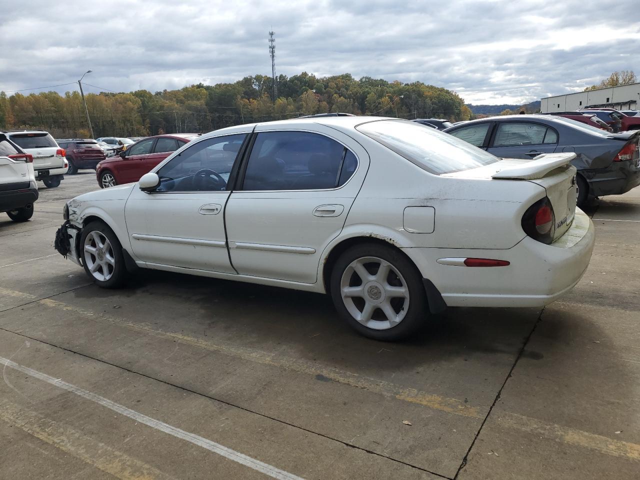 2001 NISSAN Maxima