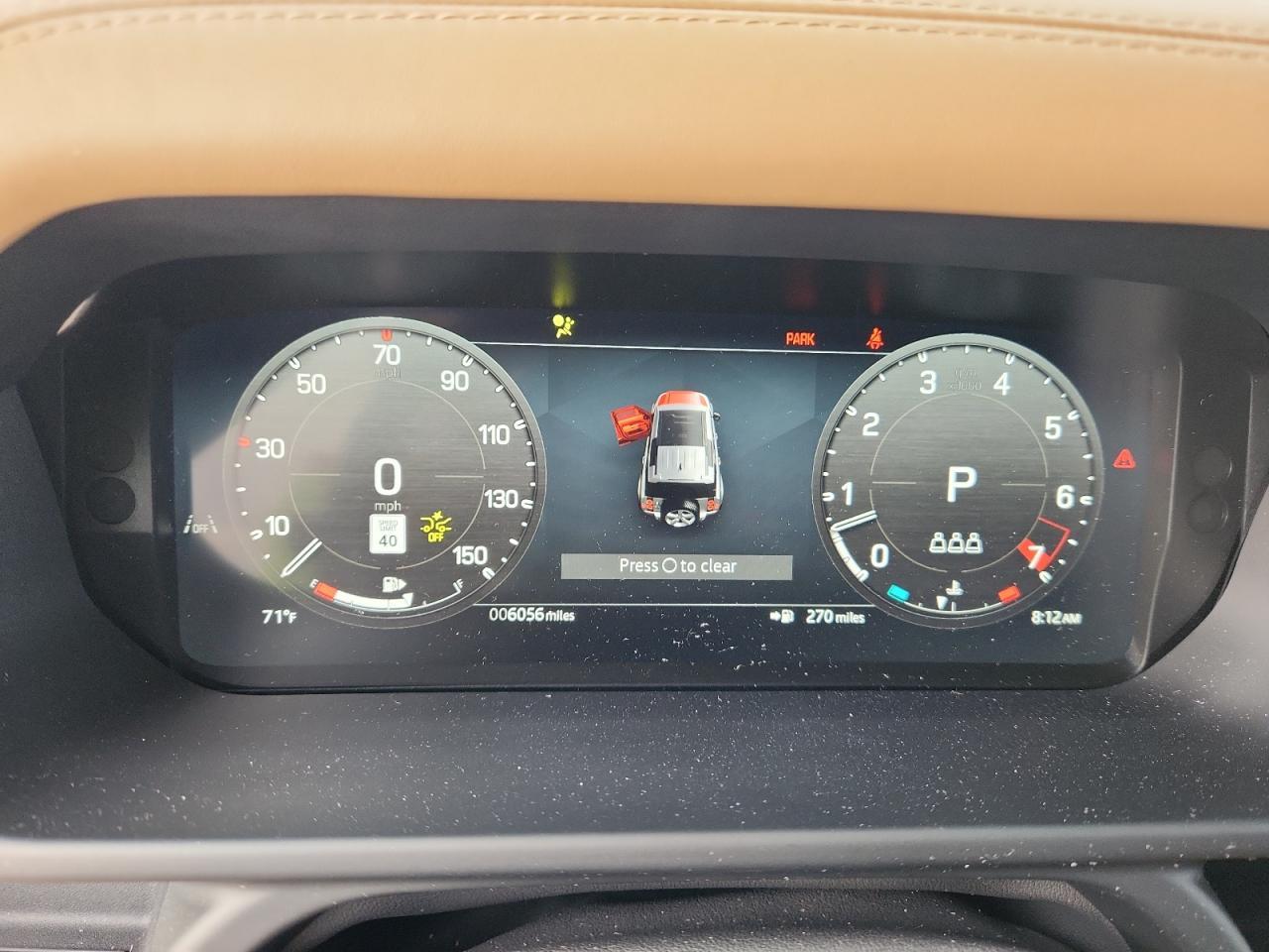 2025 LAND ROVER Defender