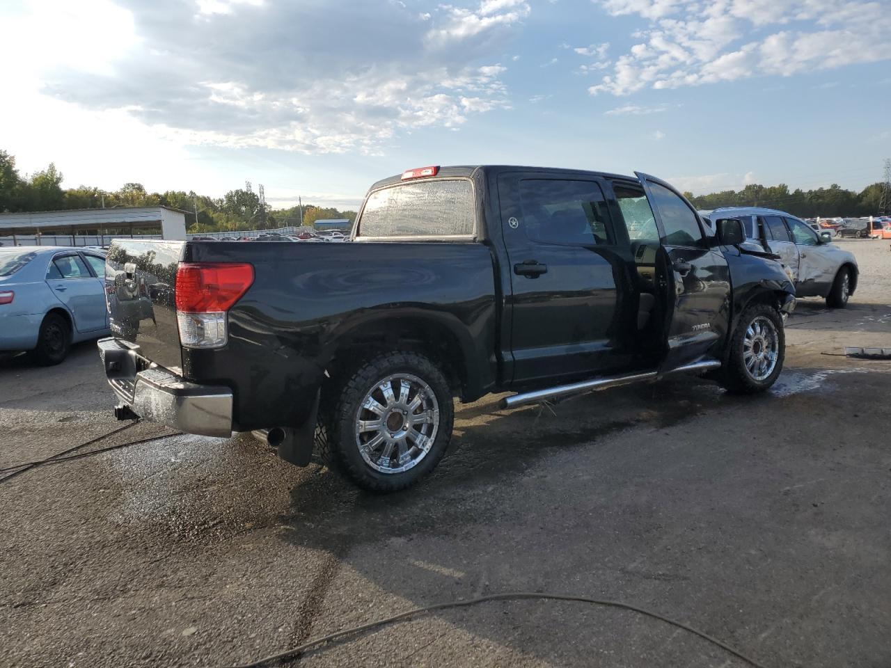 2012 TOYOTA TUNDRA