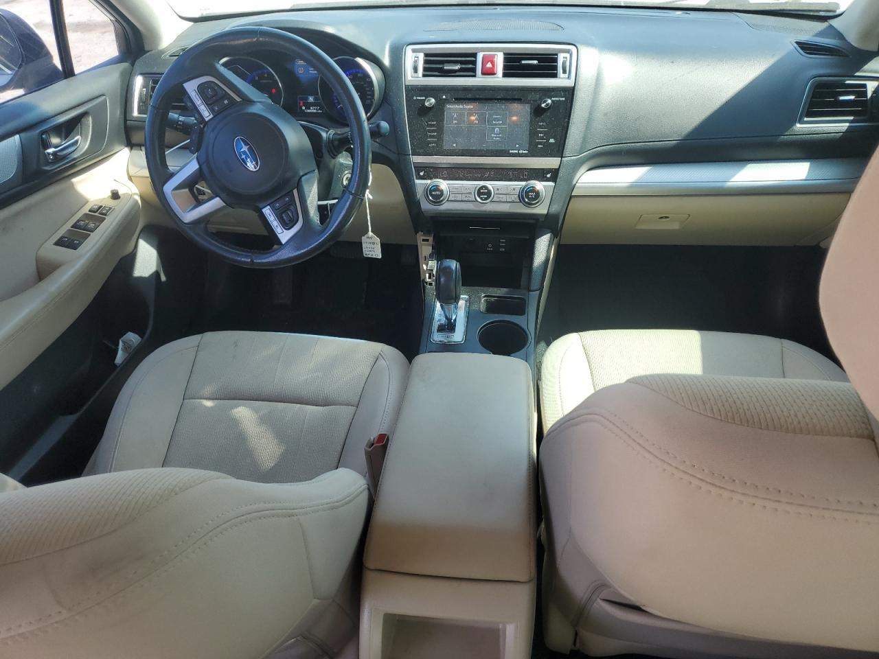 2017 SUBARU Legacy