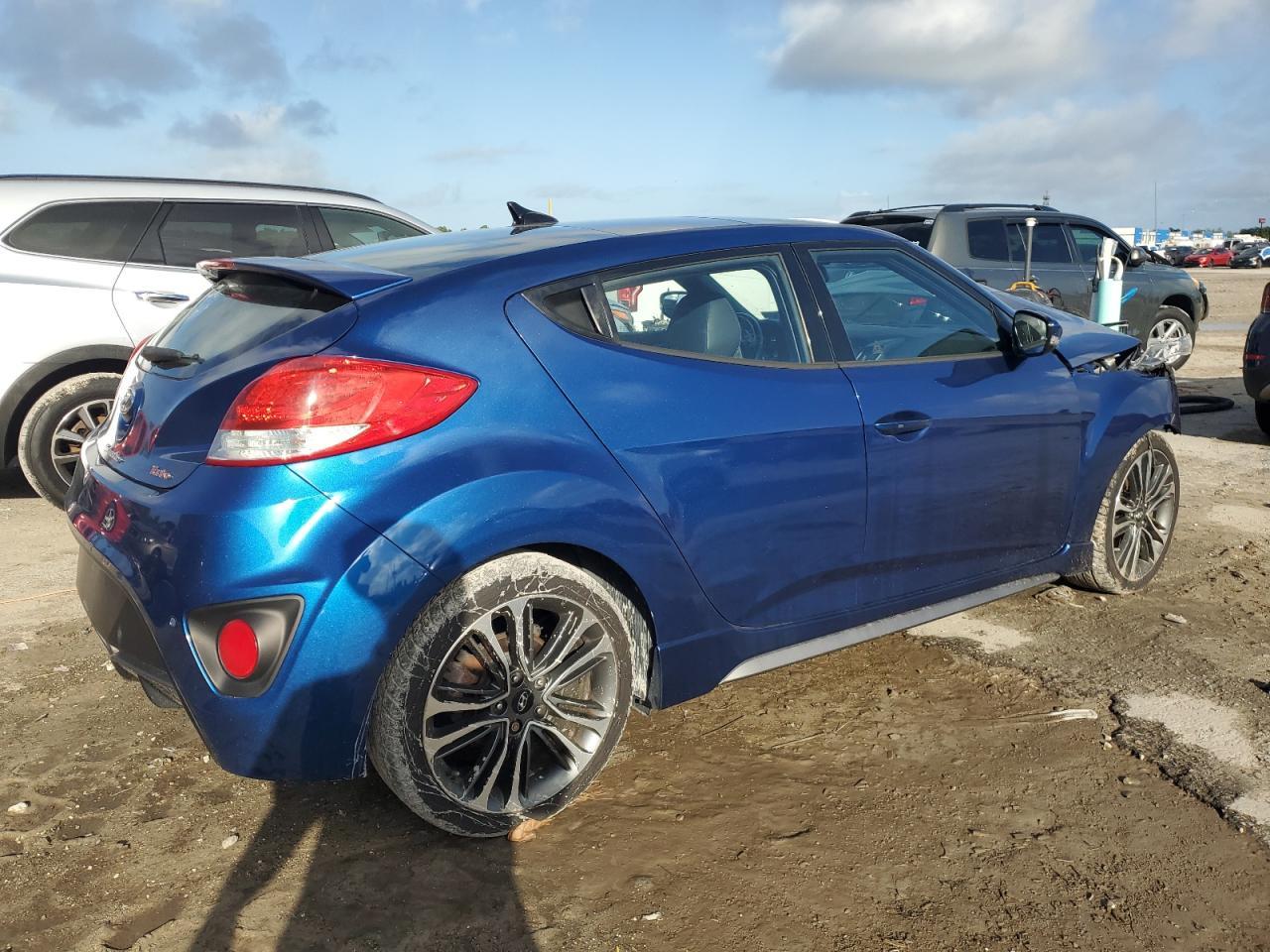 2017 HYUNDAI VELOSTER