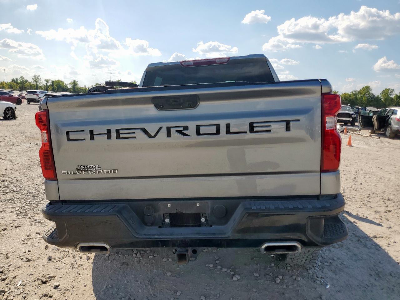 2023 CHEVROLET Silverado