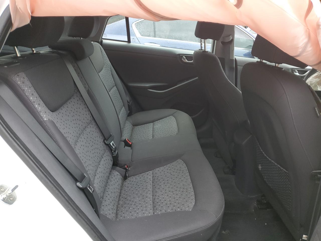 2017 HYUNDAI Ioniq