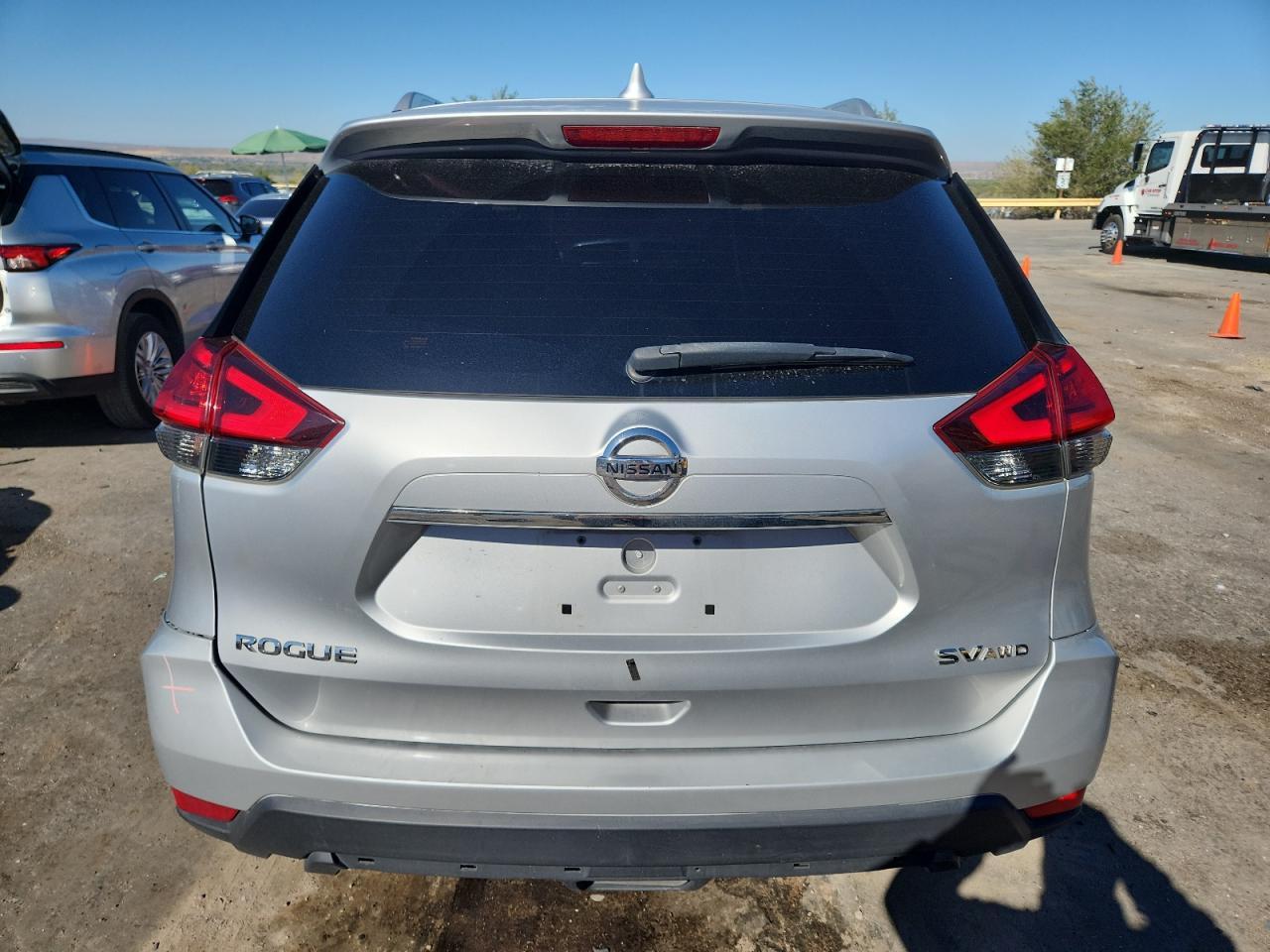 2017 NISSAN ROGUE