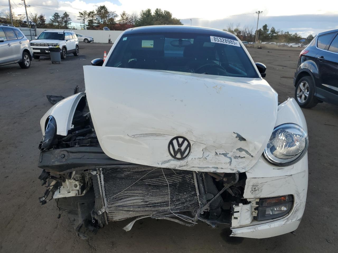 2012 VOLKSWAGEN Beetle