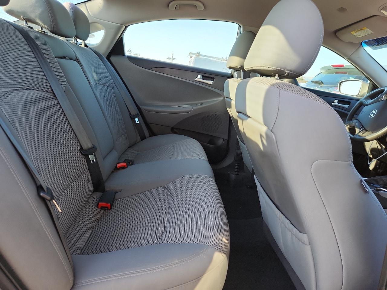 2013 HYUNDAI SONATA