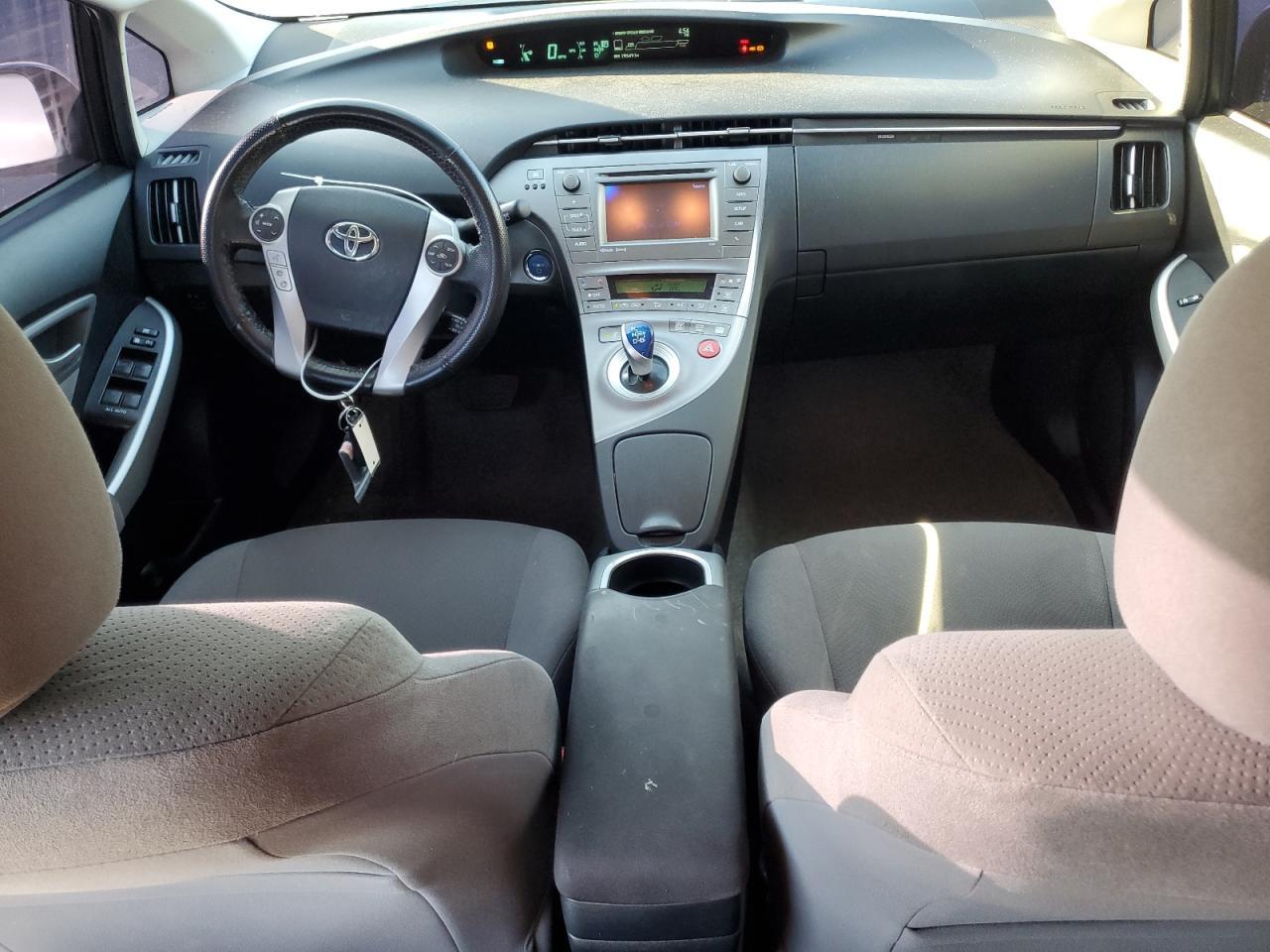2015 TOYOTA PRIUS
