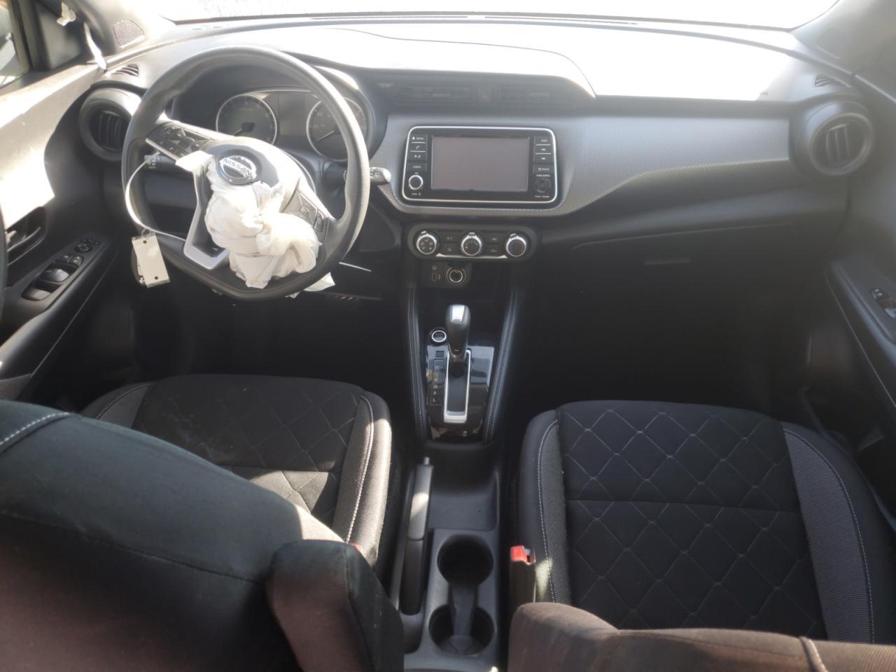2019 NISSAN KICKS
