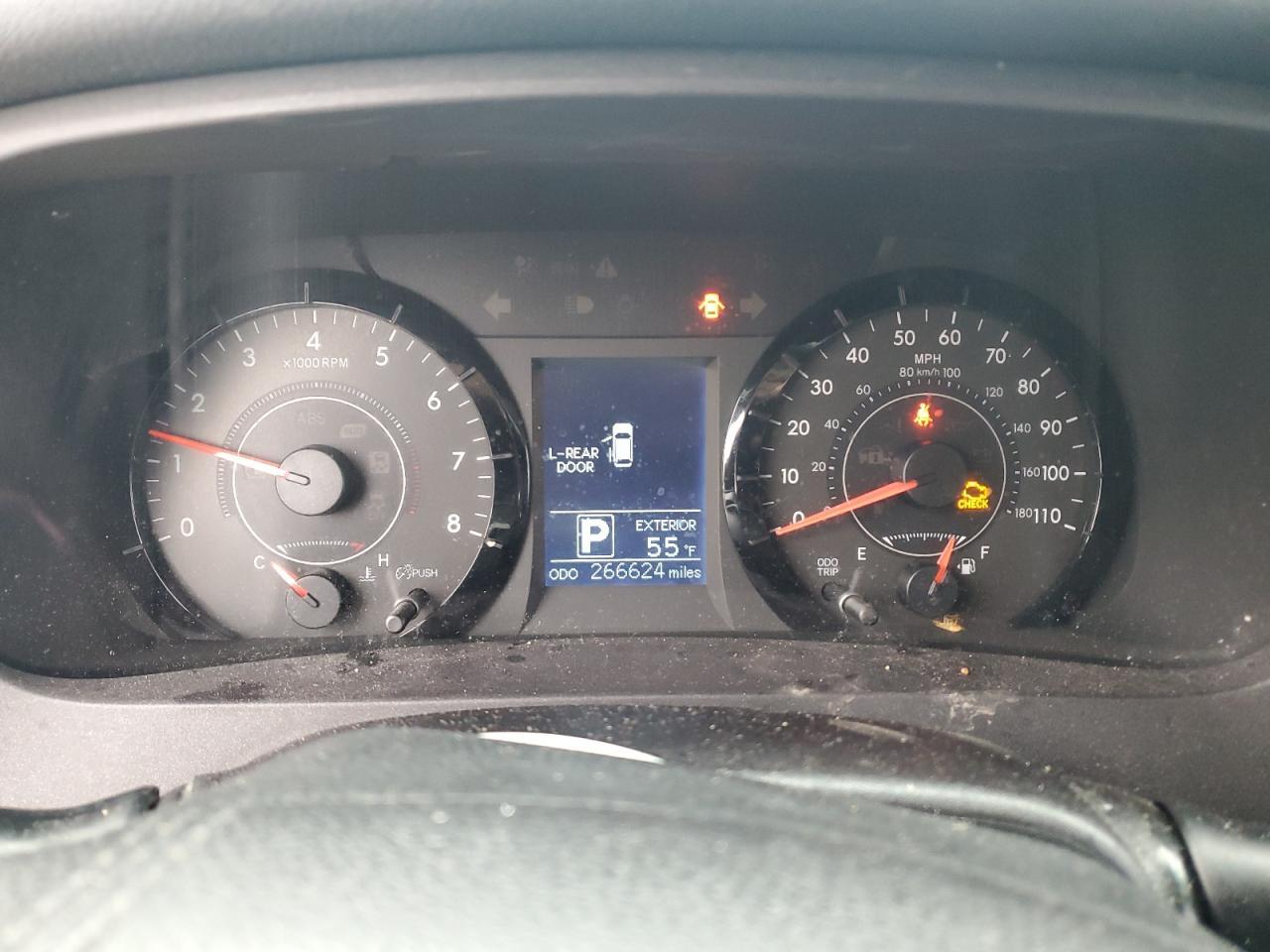 2015 TOYOTA SIENNA