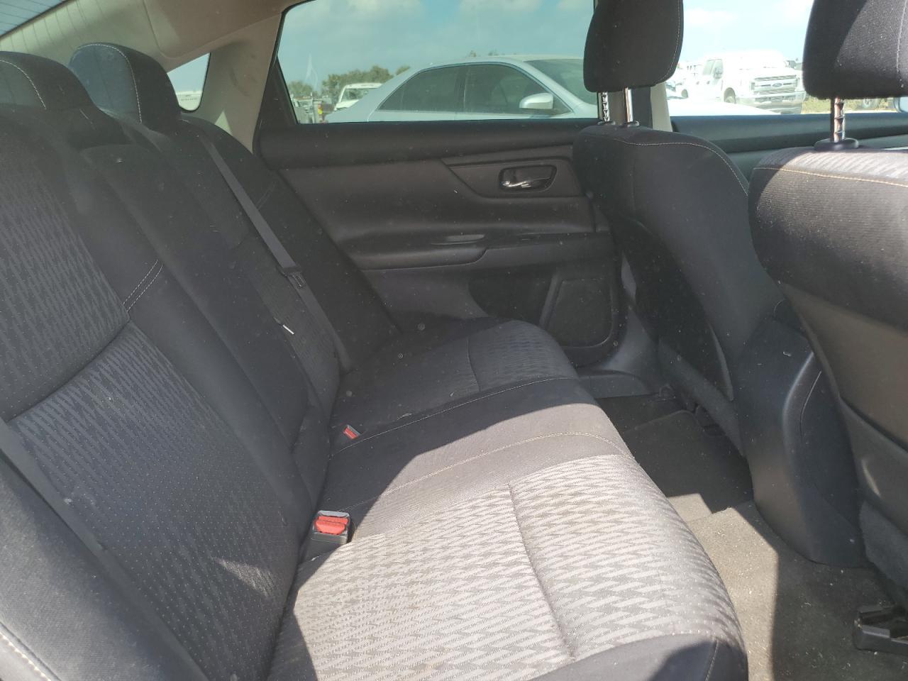 2017 NISSAN ALTIMA