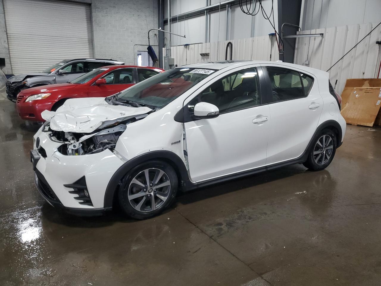 2018 TOYOTA Prius c