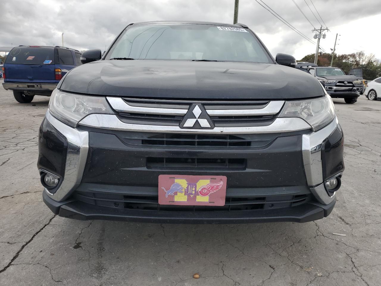 2018 MITSUBISHI outlander