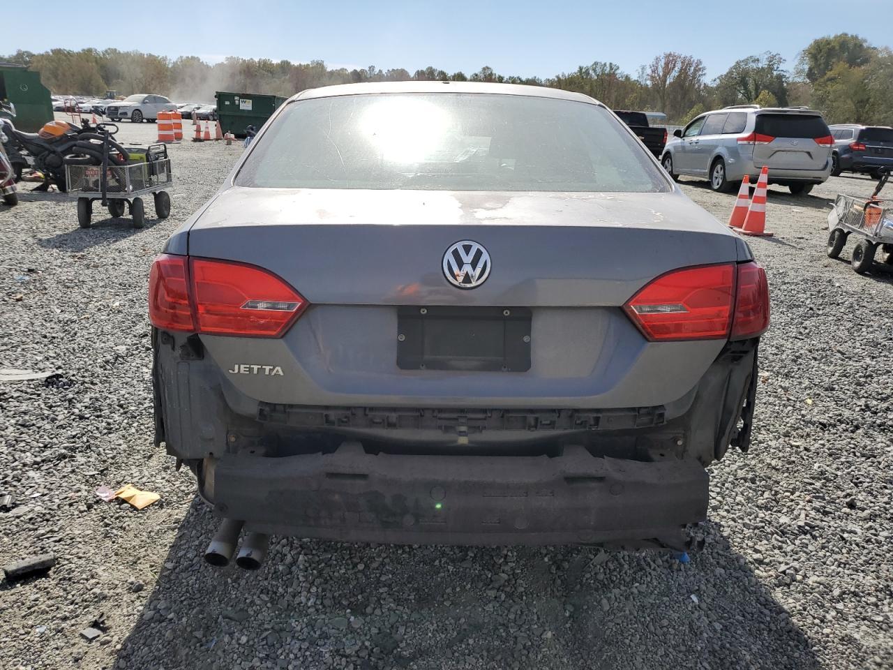 2012 VOLKSWAGEN JETTA