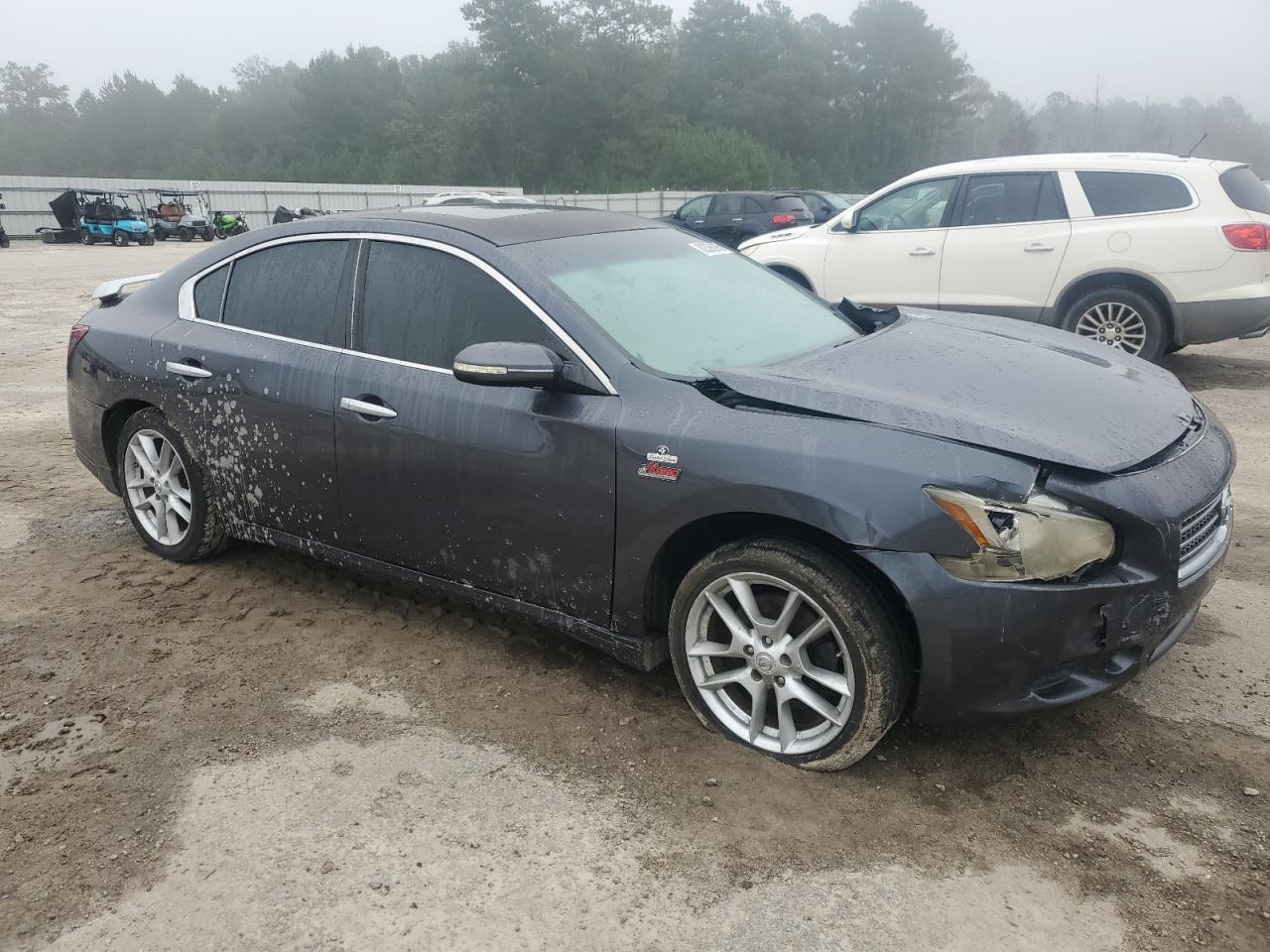 2009 NISSAN Maxima