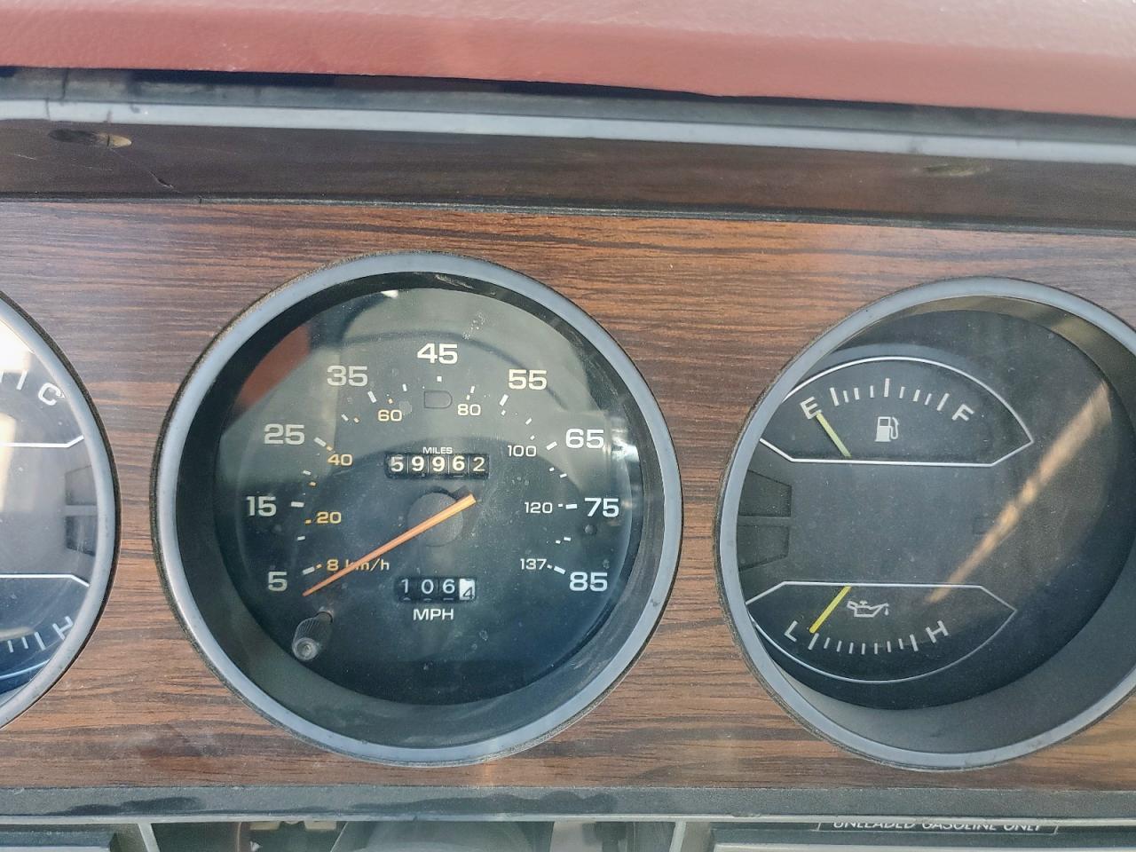 1988 DODGE D-Series