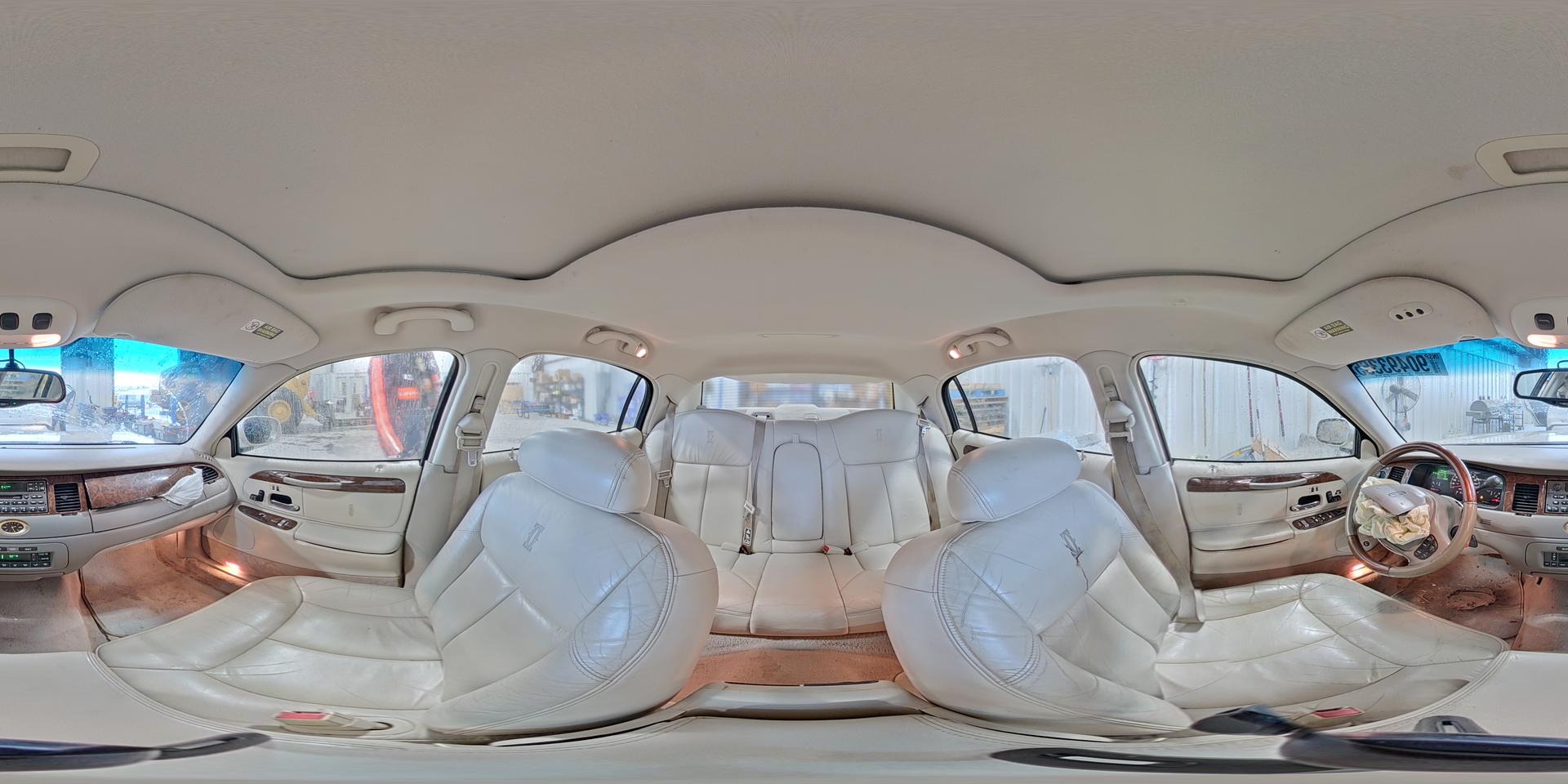 2001 LINCOLN Town Car
