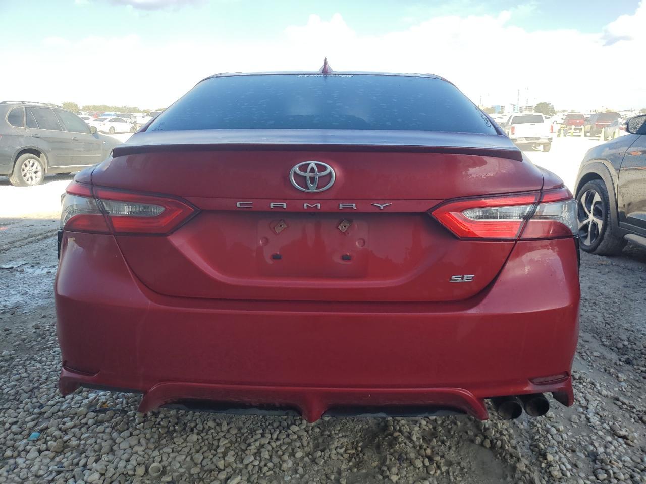 2019 TOYOTA CAMRY