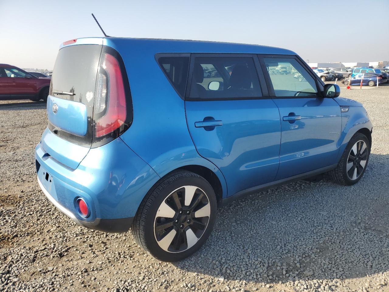 2017 KIA SOUL