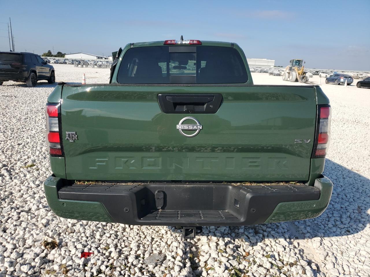 2024 NISSAN Frontier