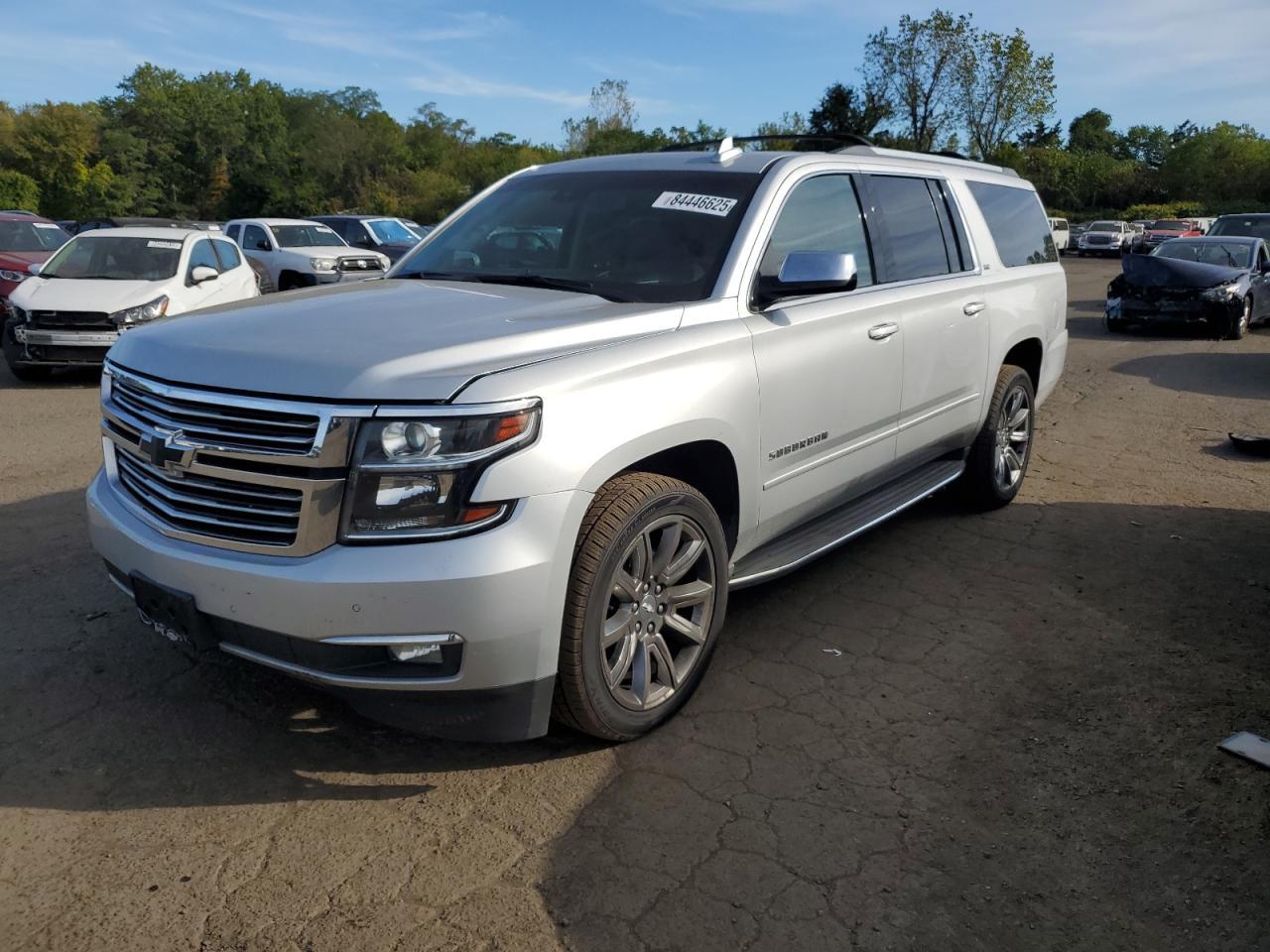 2016 CHEVROLET Suburban