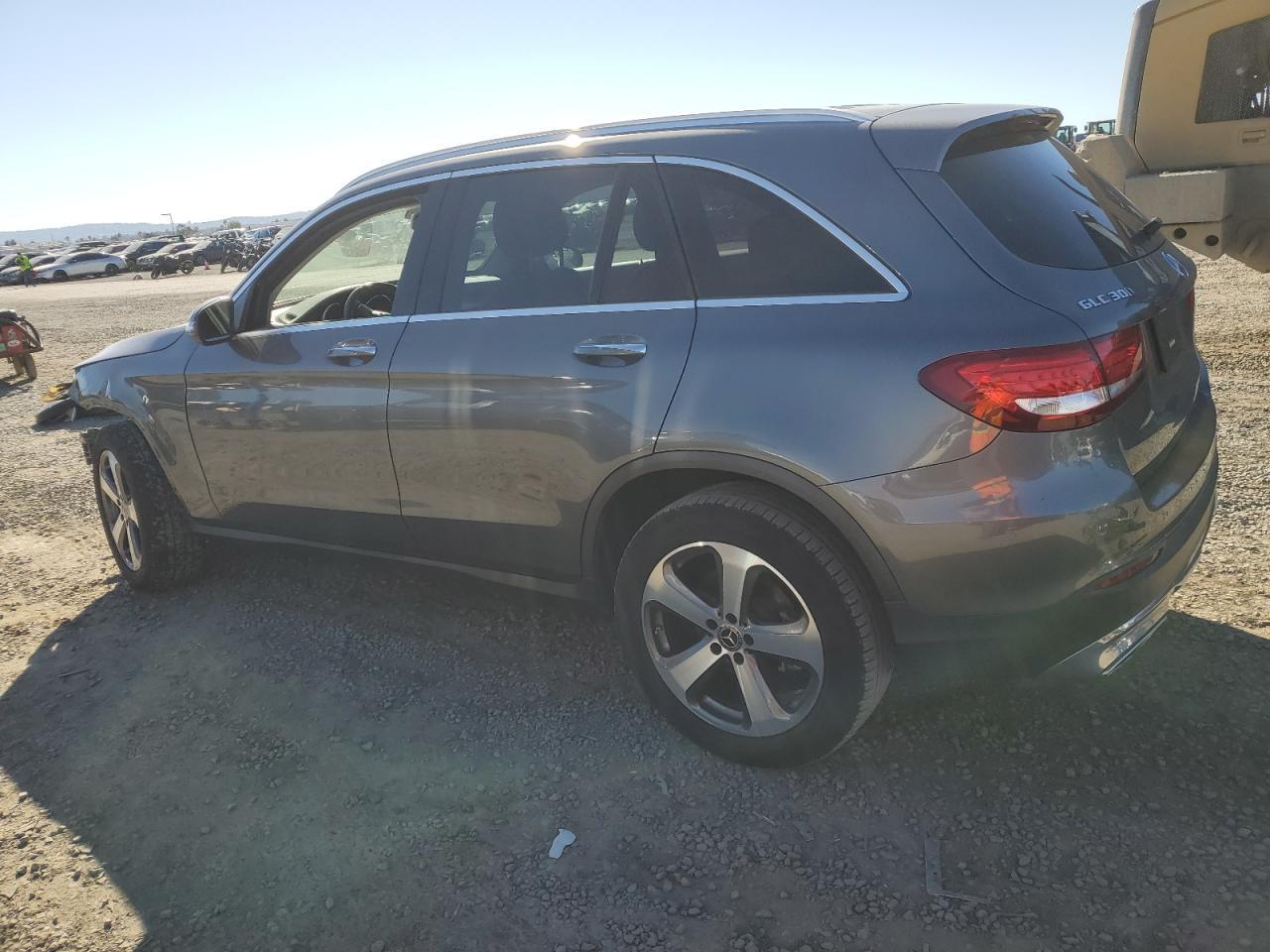 2018 MERCEDES-BENZ GLC-Class