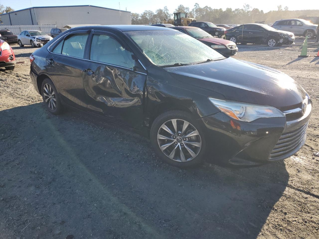 2015 TOYOTA CAMRY