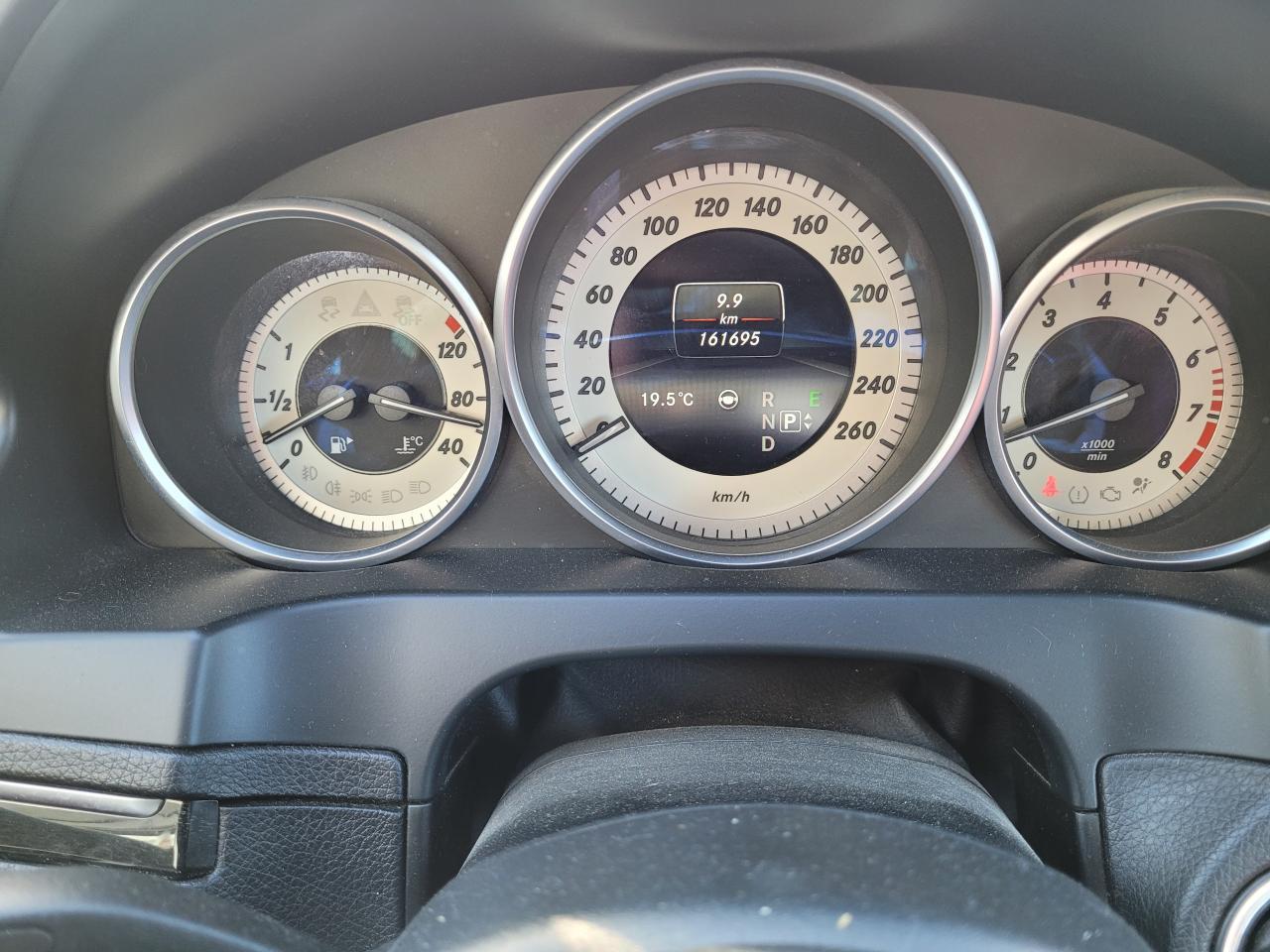 2016 MERCEDES-BENZ E-Class