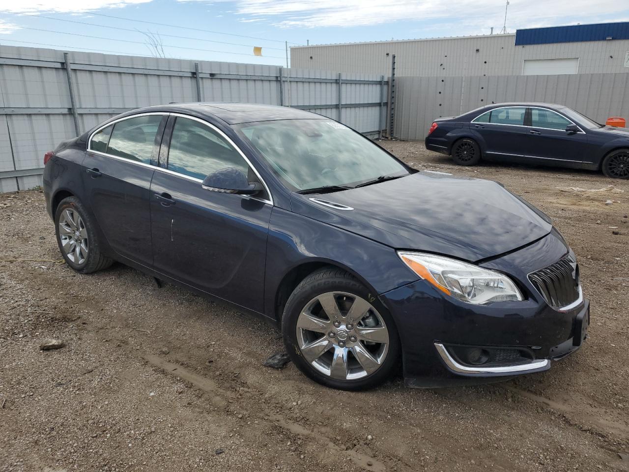 2016 BUICK Regal