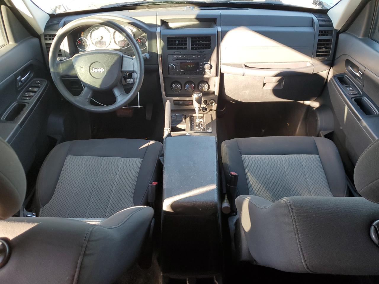 2010 JEEP Liberty