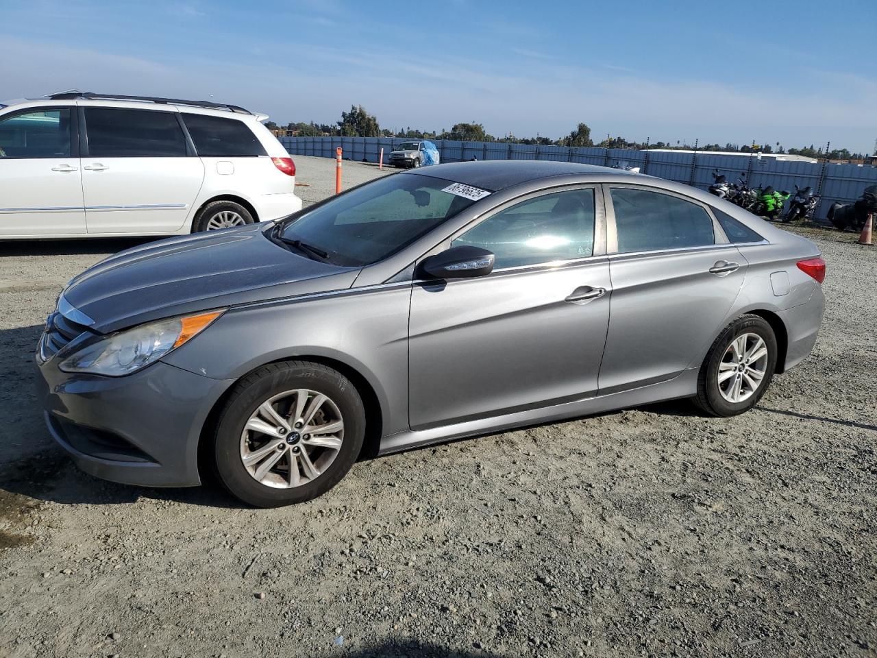 2014 HYUNDAI SONATA