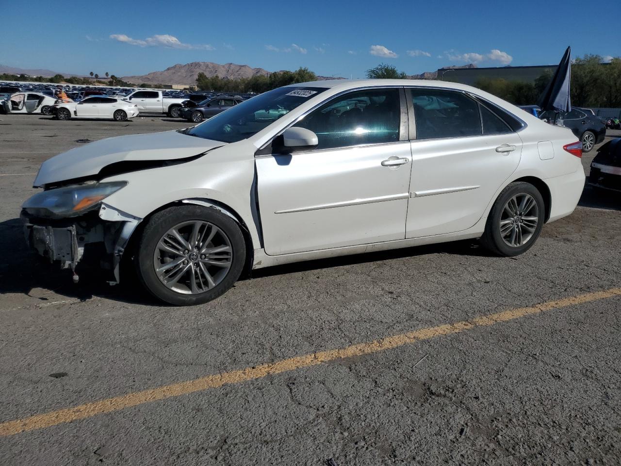 2016 TOYOTA CAMRY