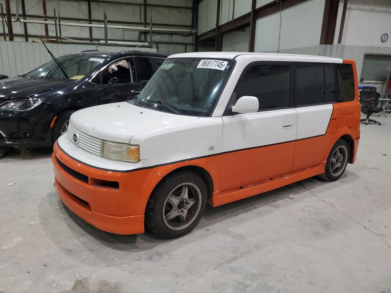 2005 TOYOTA SCION
