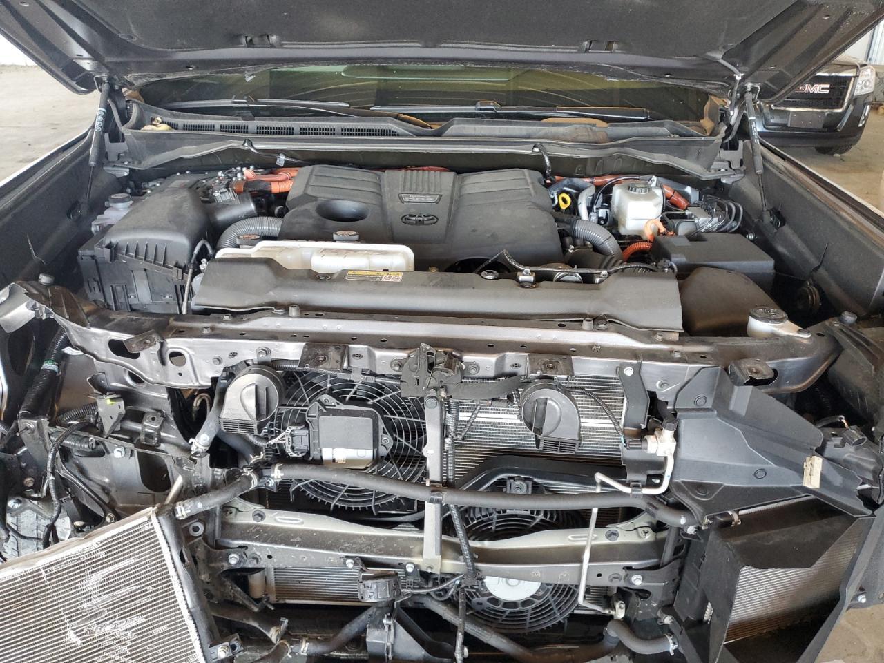 2024 TOYOTA TUNDRA