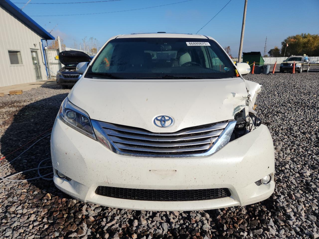 2015 TOYOTA SIENNA