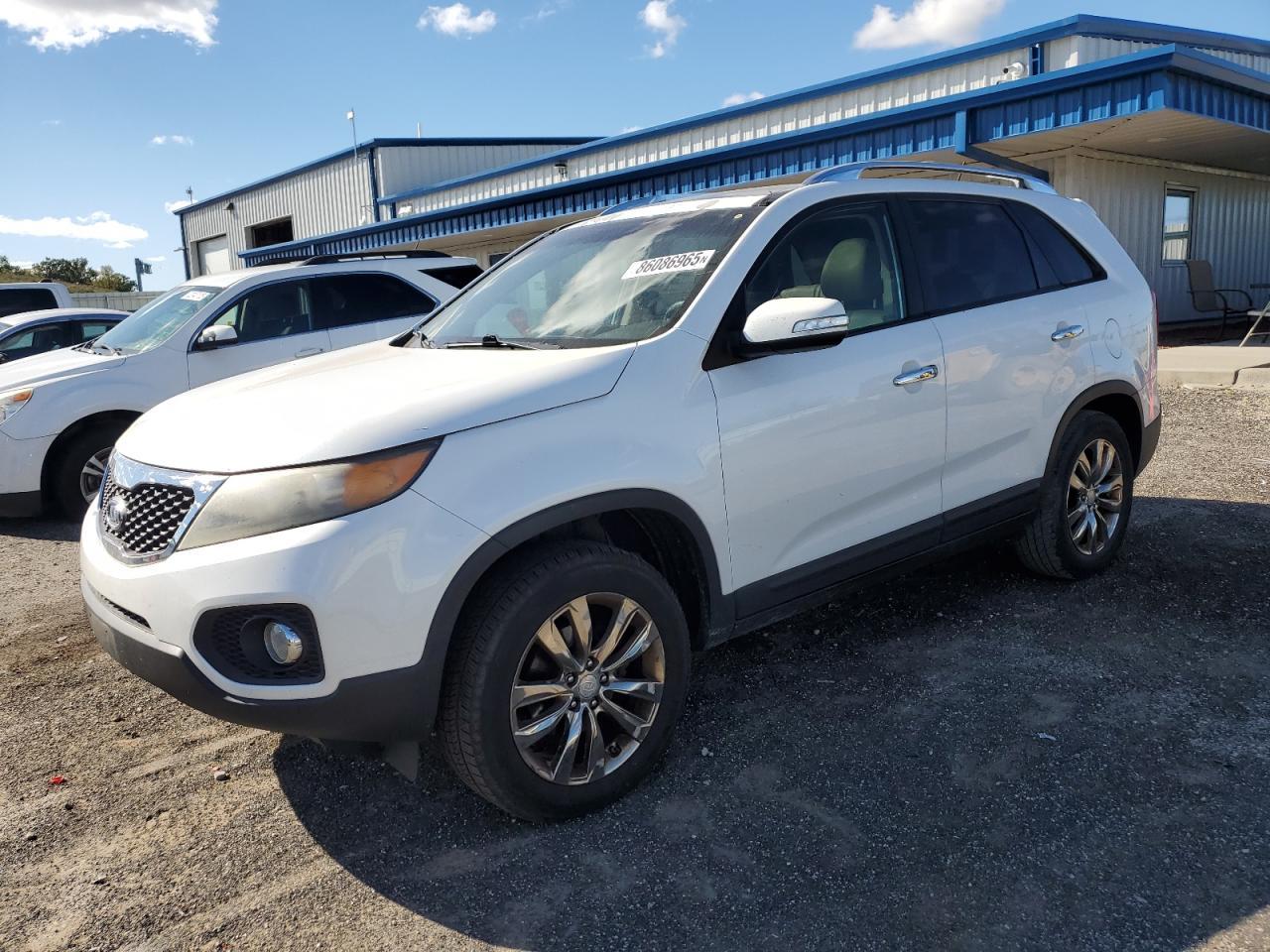 2011 KIA SORENTO