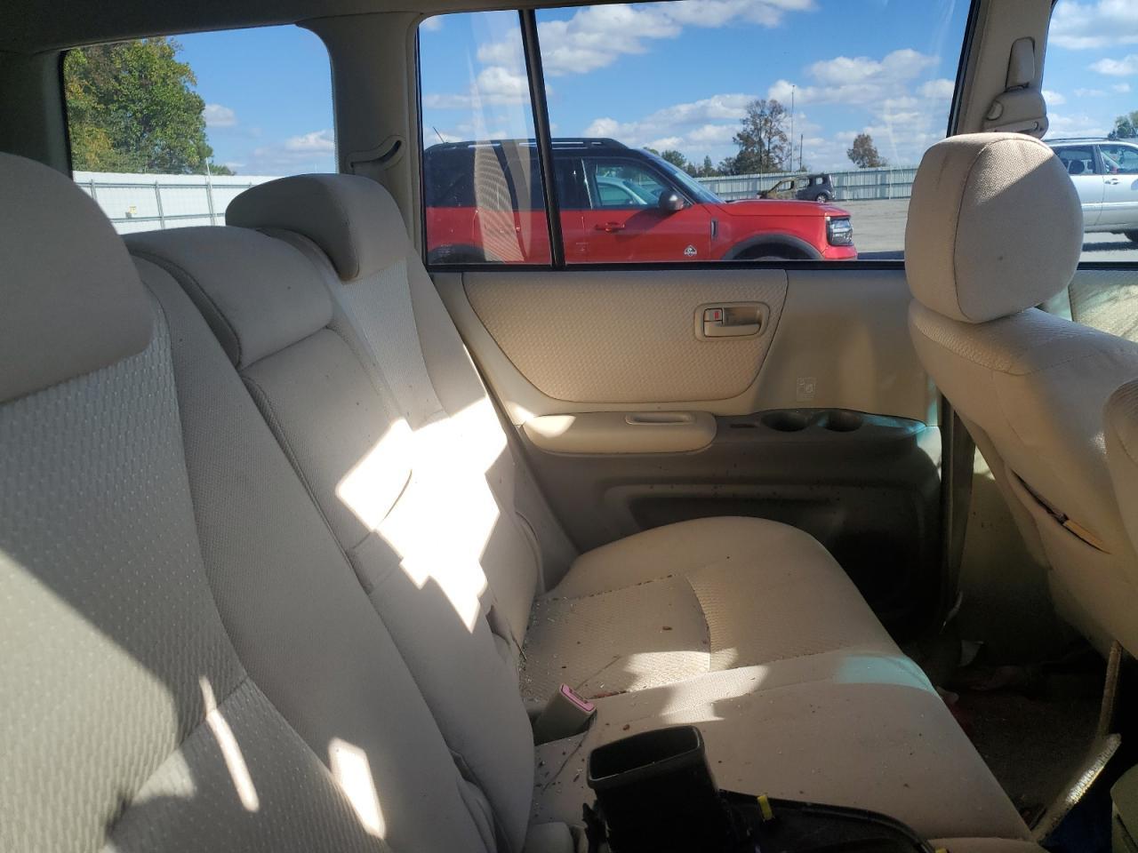 2005 TOYOTA HIGHLANDER