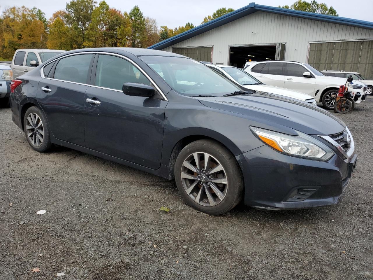 2017 NISSAN ALTIMA