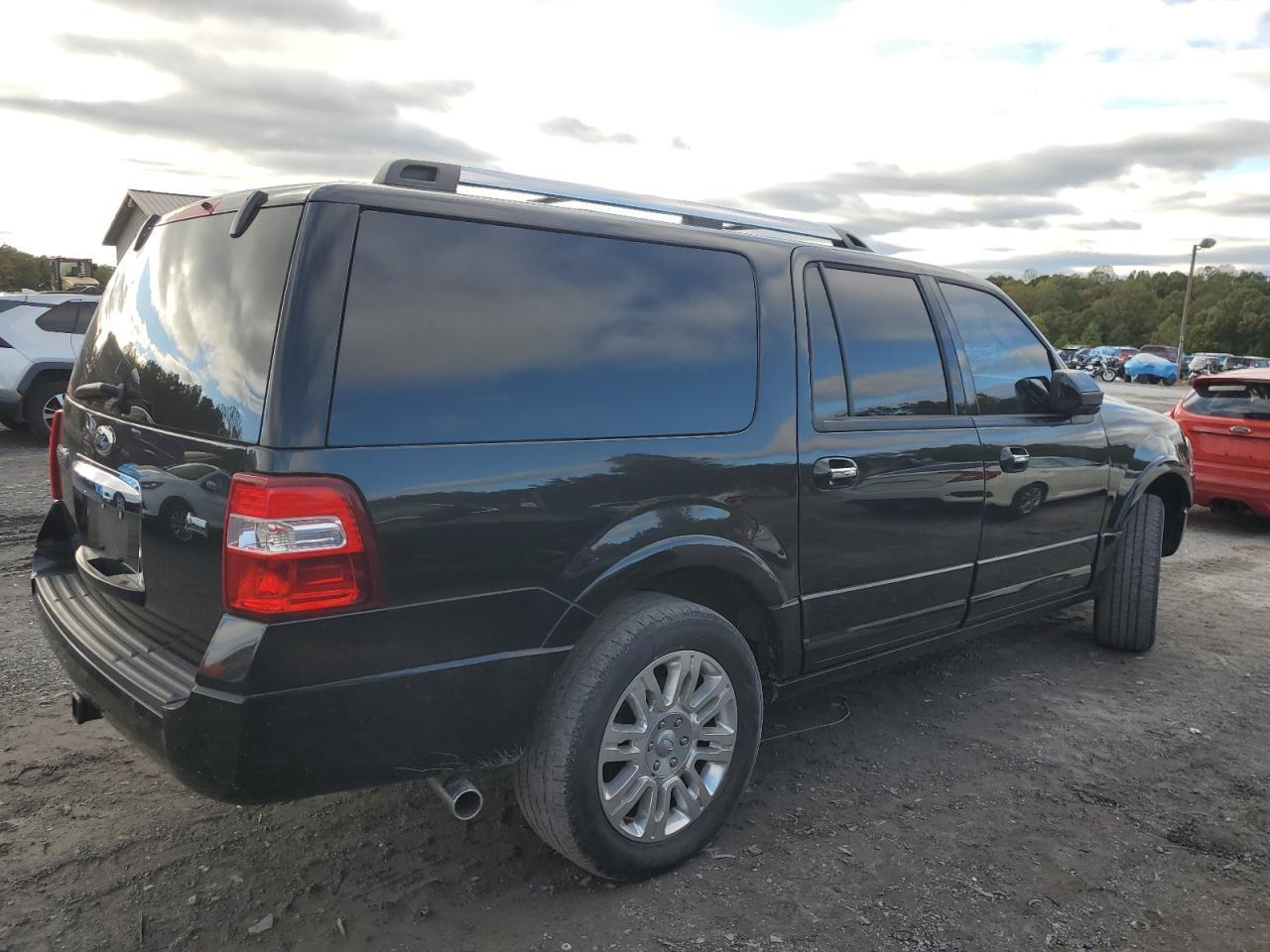 2013 FORD Expedition