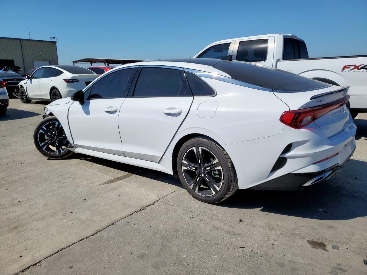 2023 KIA K5