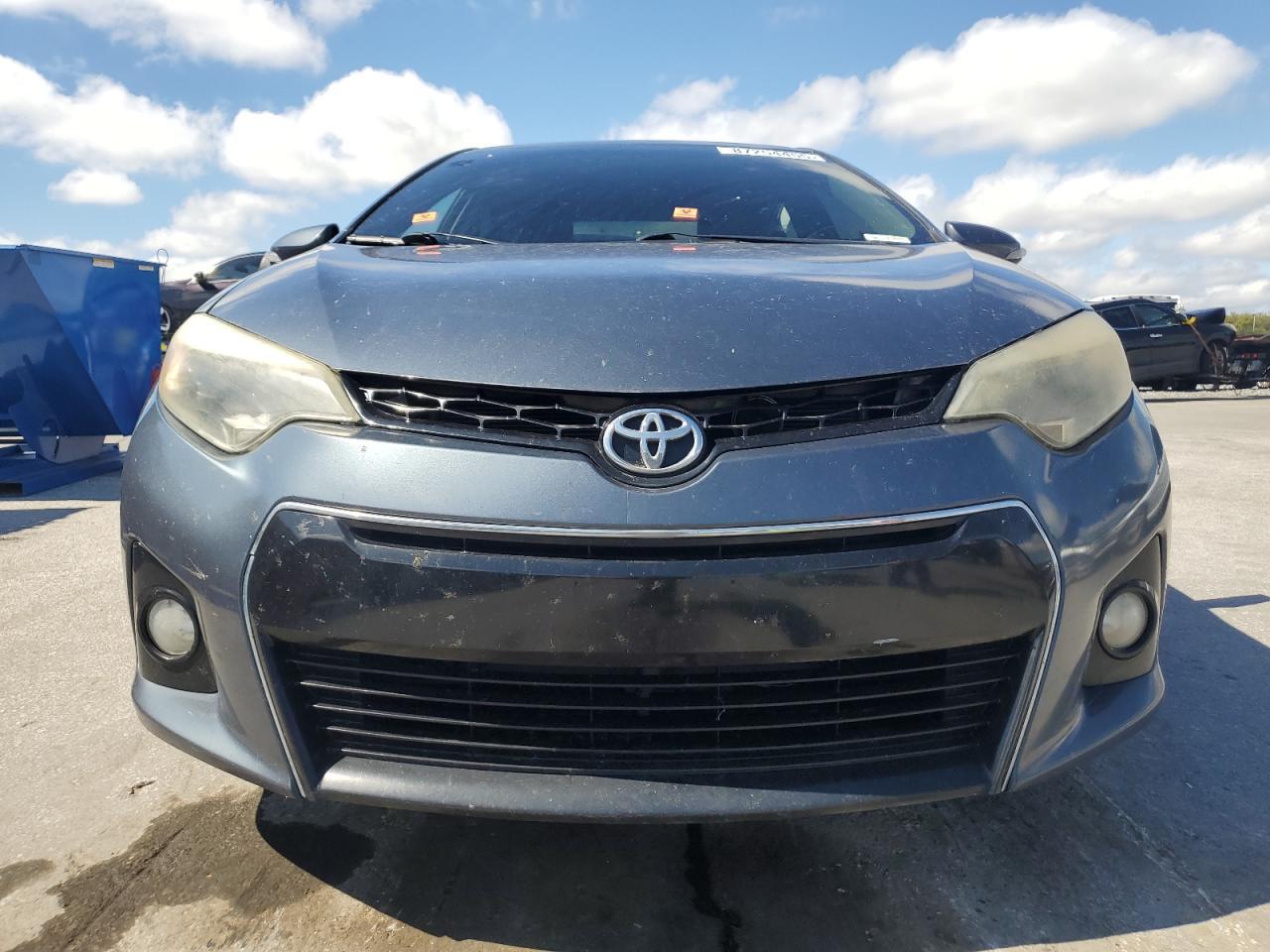2015 TOYOTA COROLLA