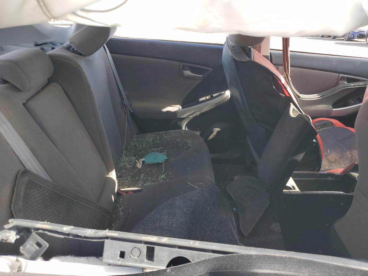 2015 TOYOTA PRIUS