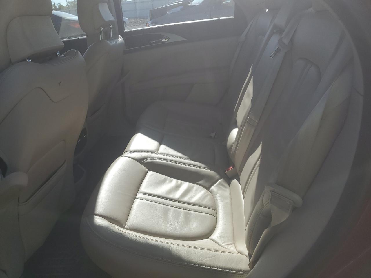 2017 LINCOLN MKZ