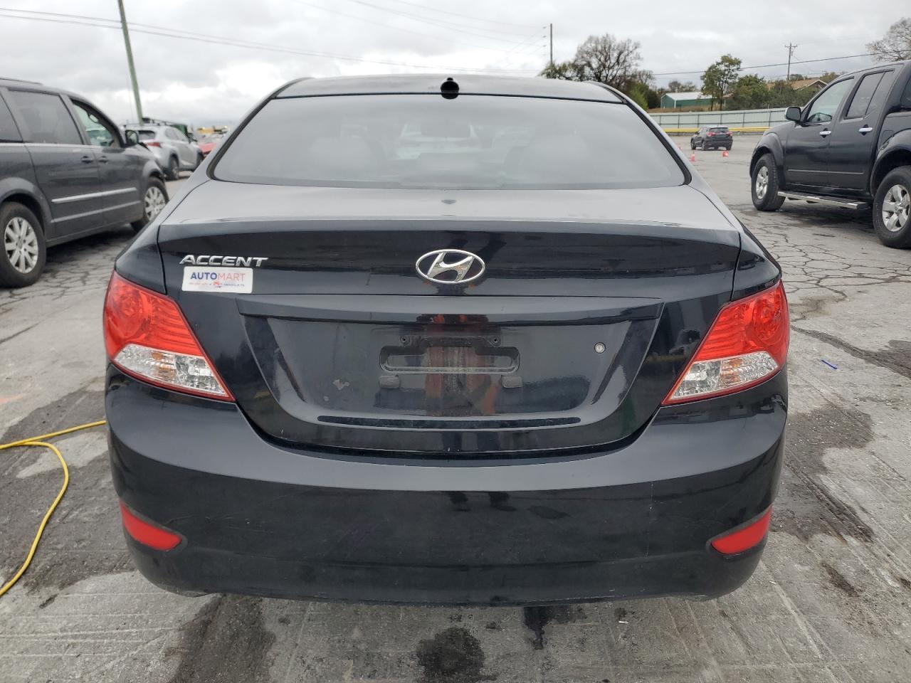 2012 HYUNDAI ACCENT