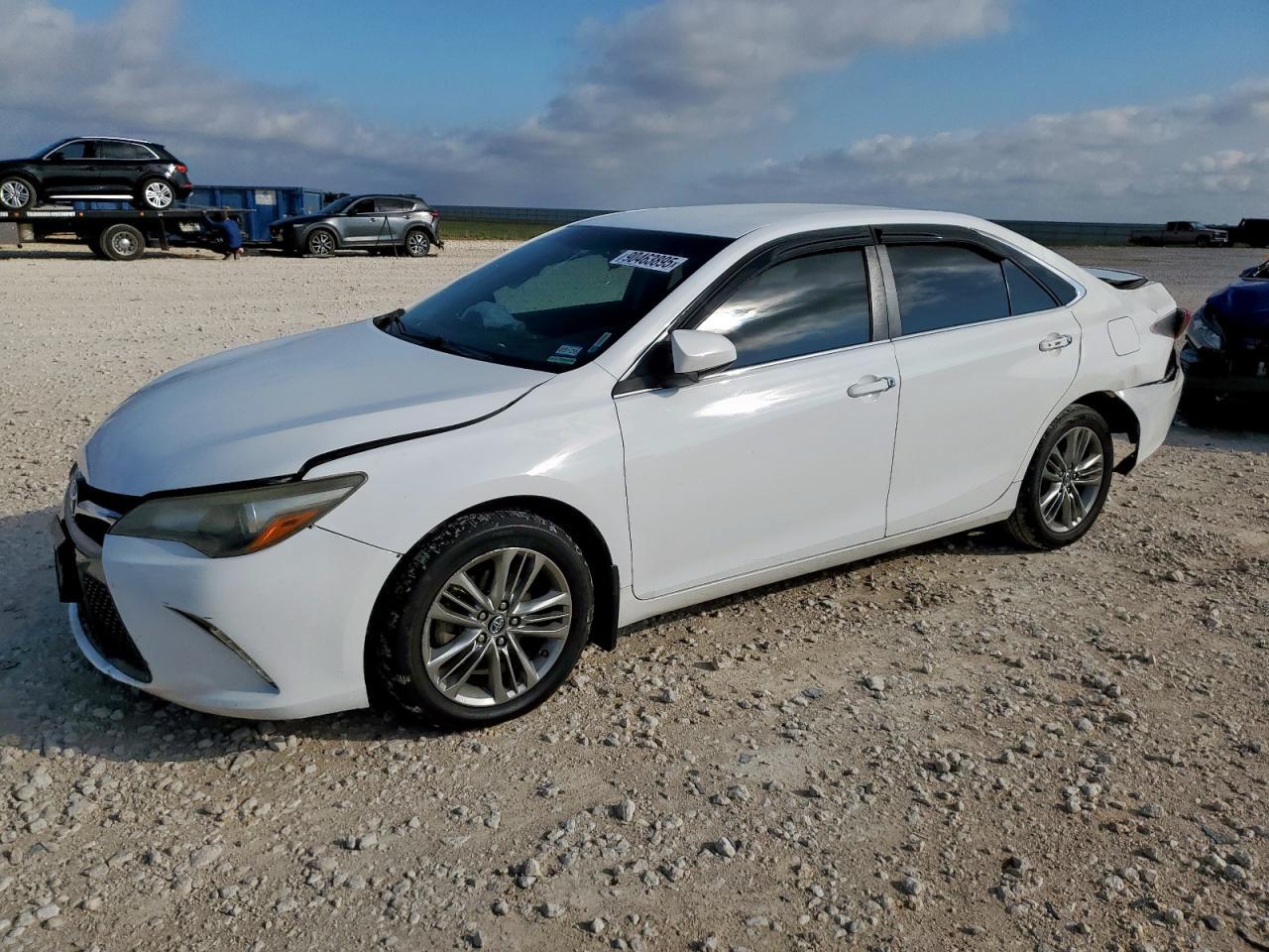 2017 TOYOTA CAMRY