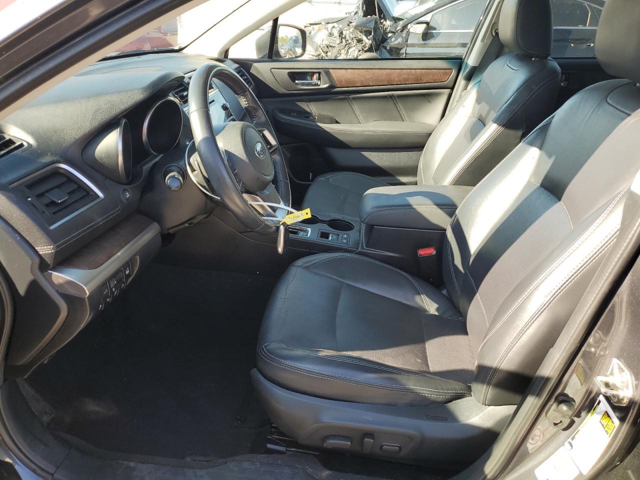 2019 SUBARU Outback
