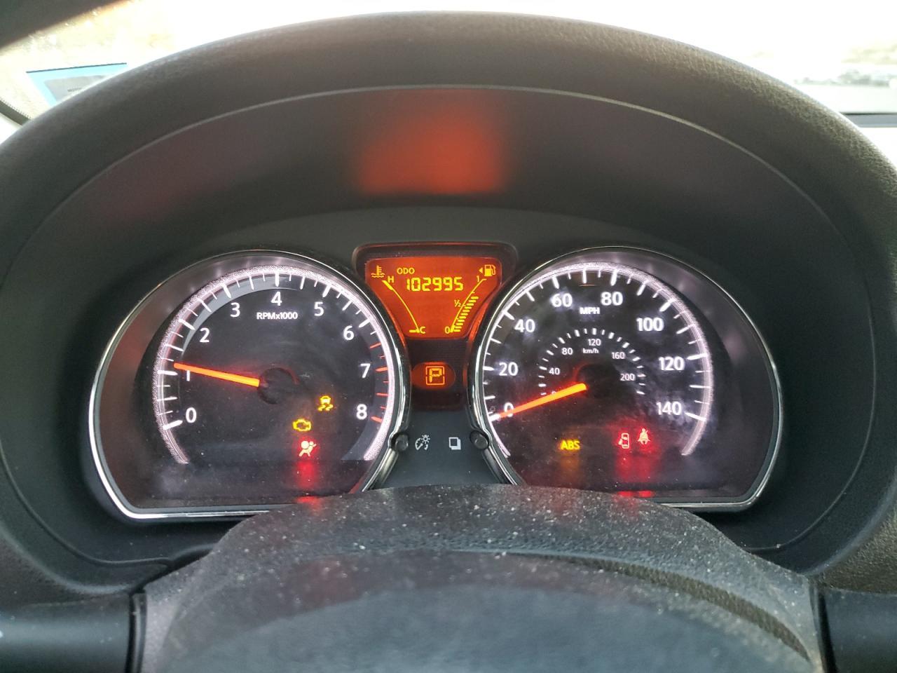2013 NISSAN VERSA