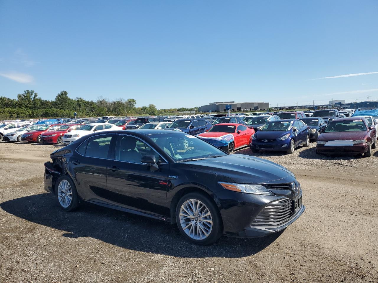 2018 TOYOTA CAMRY