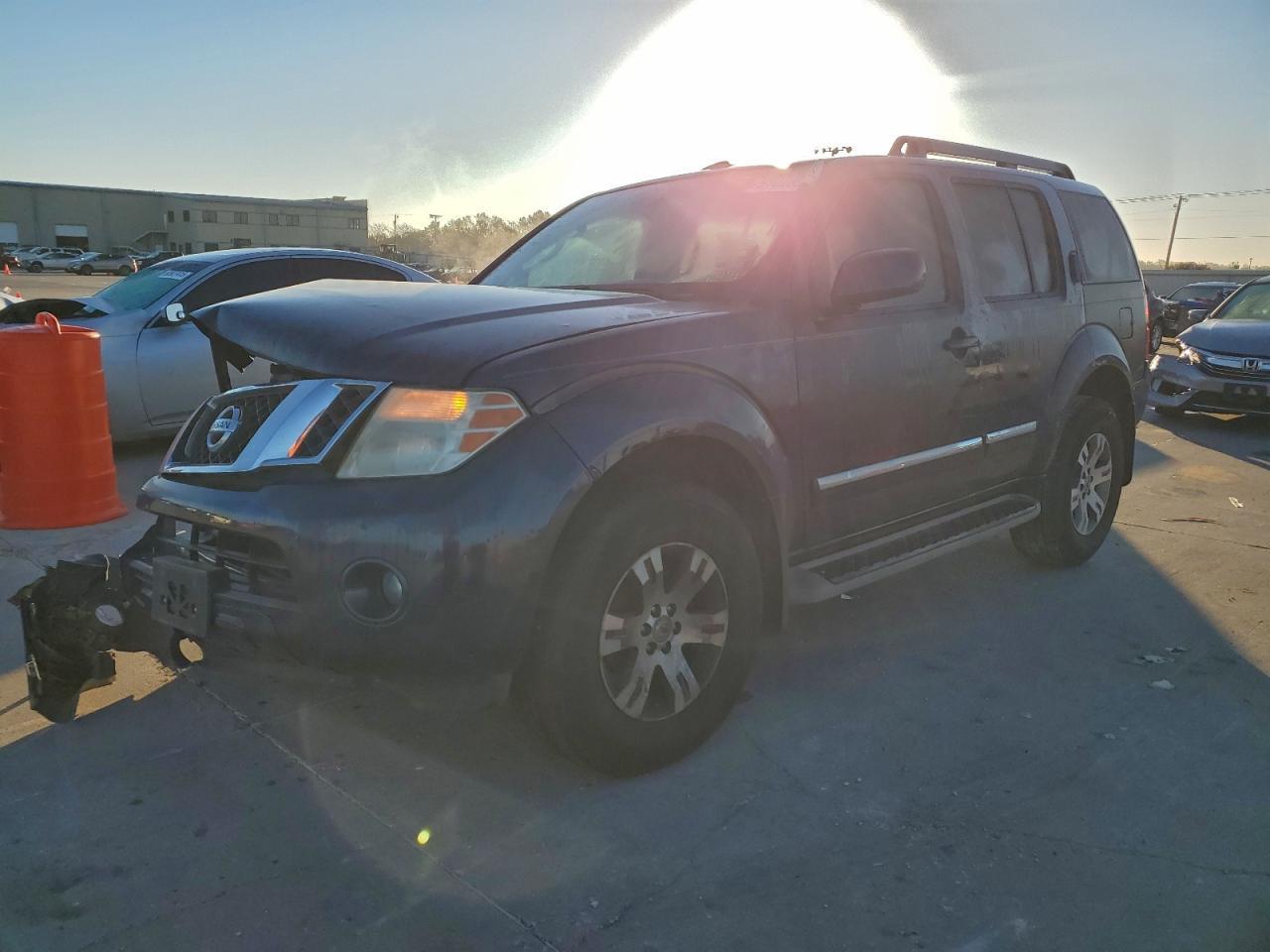2011 NISSAN PATHFINDER