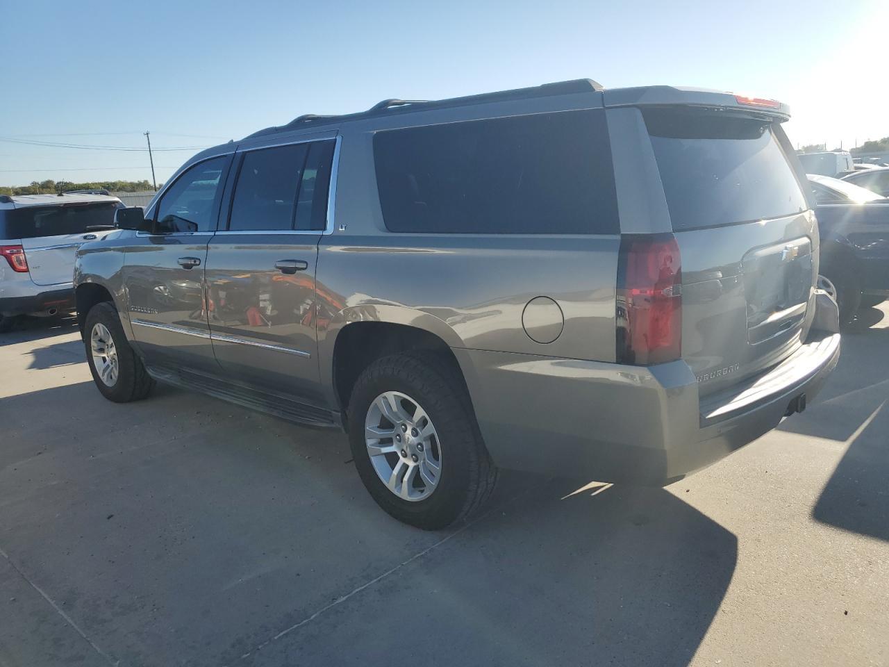 2017 CHEVROLET Suburban
